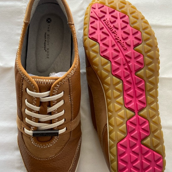 Sneaker - Picture 2 of 4